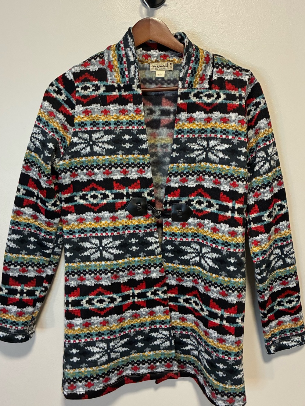 One World Aztec tribal patterned cardigan sweater jacket. Size-M. EUC